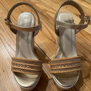 Women’s wedge sandals size 37 (6.5)